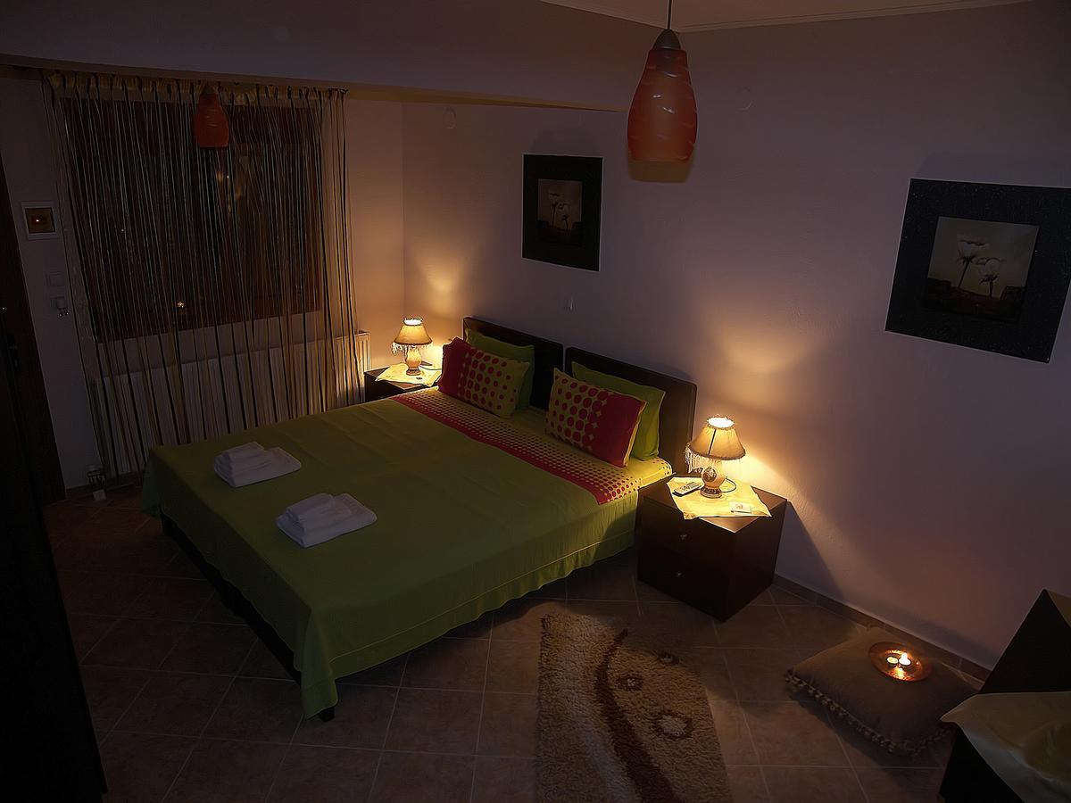 To Konaki Loutraki  Exterior photo